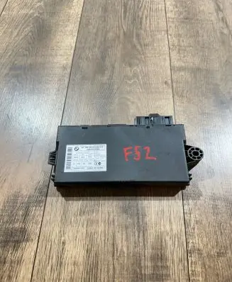 BMW 3 E90 E91 Keyless (KESSY) go control unit/module 9147220 2081800038 5WK49513VBR