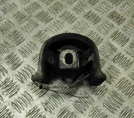 Volkswagen Transporter - Caravelle T5 Engine mount bracket 7H0199848D