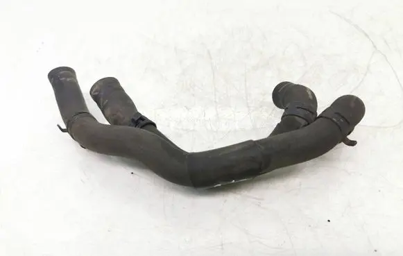 Volkswagen PASSAT B6 Engine coolant pipe/hose 1K0121086T
