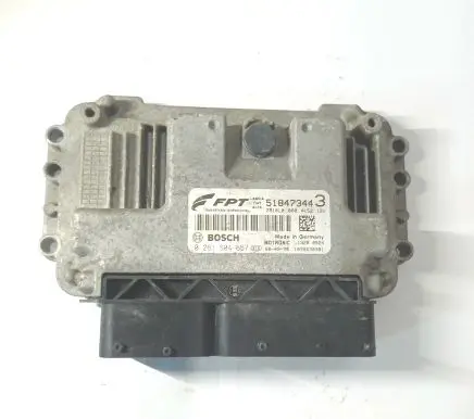 Fiat Grande Punto Engine control unit/module 51847344 0261S04657