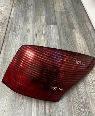 Peugeot 407 Rear/tail lights