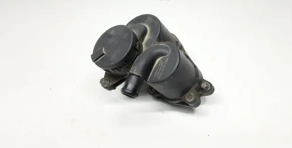 Mercedes-Benz Vaneo W414 Breather valve A6680100062