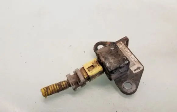Subaru Forester SF Airbag deployment crash/impact sensor 98231FC010