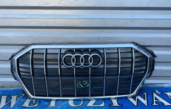Audi Q3 F3 Front bumper upper radiator grill 83A853651E 7047701