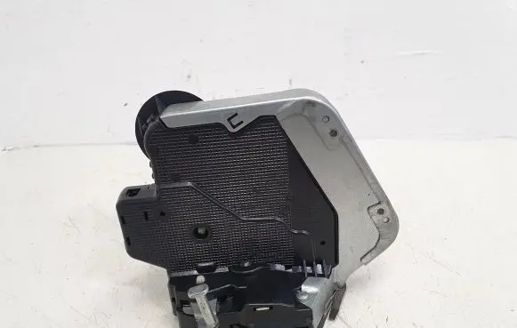 Lexus IS 220D-250-350 Rear door lock 0F1523 A046693