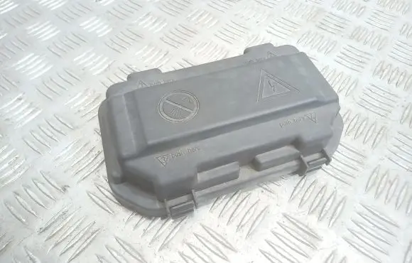 BMW 1 F20 F21 Fuse box cover 9224872