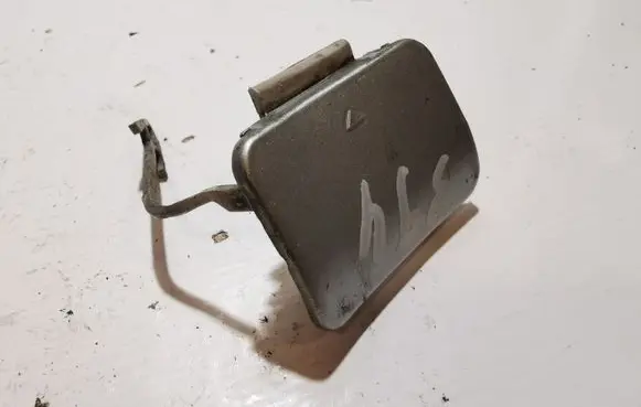 Mercedes-Benz C W203 Front tow hook cap/cover A2038850326
