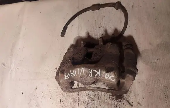 Opel Vivaro Front brake caliper