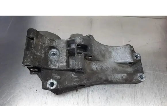 Generator/alternator bracket