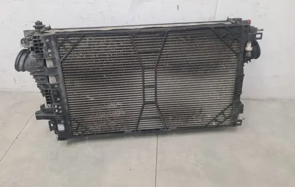 Opel Insignia A Radiator set 22915388 13241725 CE516002