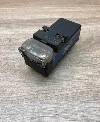 Ford Galaxy Coolant fan relay 7M0000317 95VW14B205AA