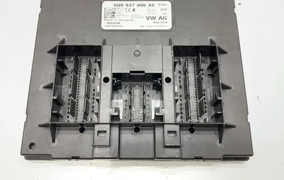 Volkswagen Golf VII Central body control module 5Q0937086AE
