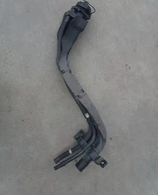 KIA Stonic Fuel tank filler neck pipe 