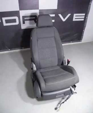 Volkswagen Touran I Front driver seat 8569205163436