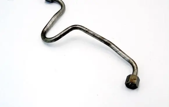 BMW 5 F10 F11 Fuel injector supply line/pipe 7548712