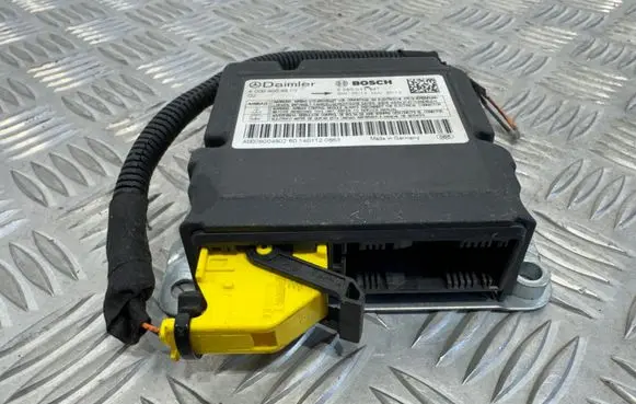 Mercedes-Benz Sprinter W906 Airbag control unit/module A0009004802 0285011847