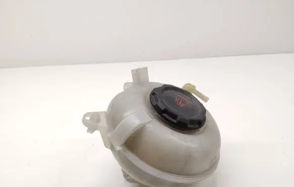 Volkswagen Tiguan Allspace Coolant expansion tank/reservoir 5Q0121407G