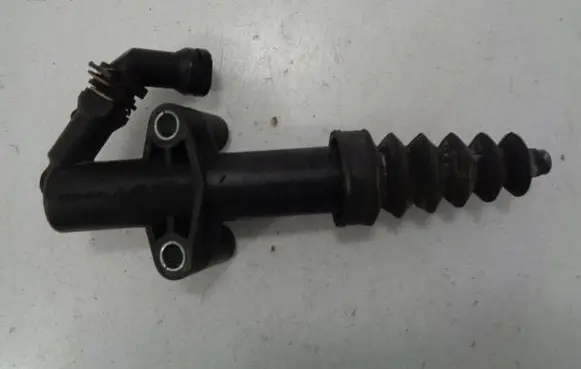 Peugeot 207 Clutch slave cylinder 9683750480