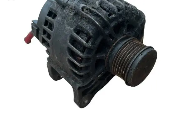 Renault Megane III Generator/alternator 231000027R 2606288A 211010156