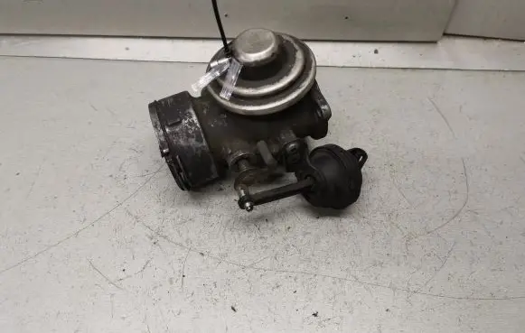 Ford Galaxy EGR valve 038131501J
