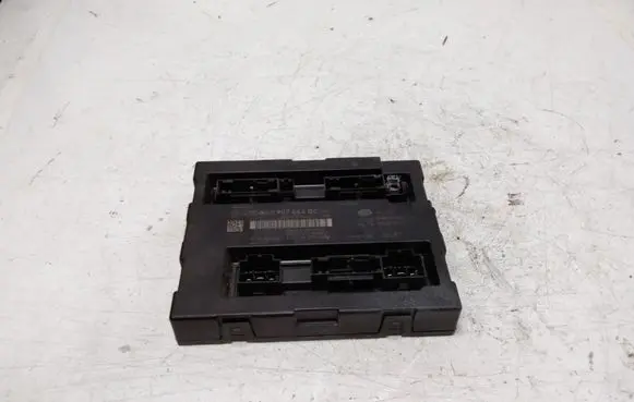 Audi A5 8T 8F Comfort/convenience module 8K0907064DC