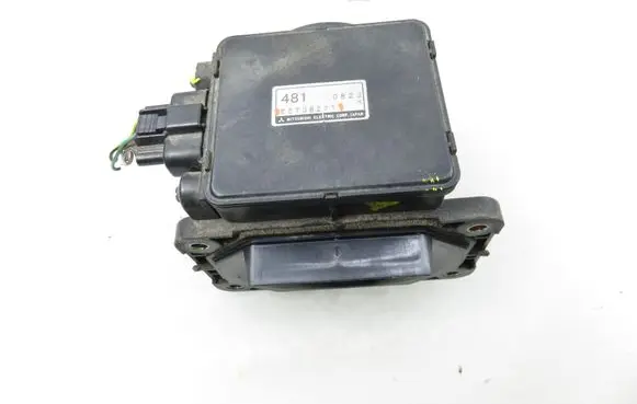 Mitsubishi Pajero Pinin Mass air flow meter E5T08271