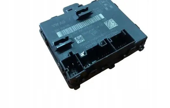 Audi Q3 8U Door control unit/module 5Q0959595L