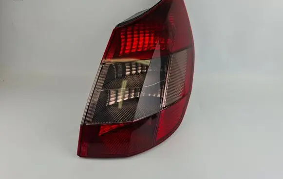 Renault Scenic II - Grand scenic II Rear/tail lights 8200127702H