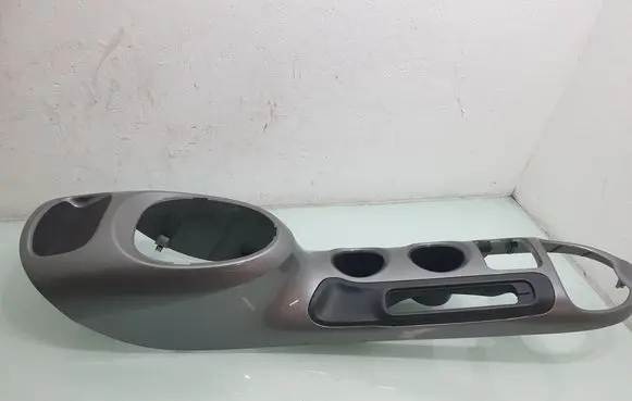 Nissan Juke I F15 Center console P13611B48000
