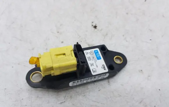 Honda Accord Airbag deployment crash/impact sensor 77970SEFC811M1 G0YQBLCVB 10060445