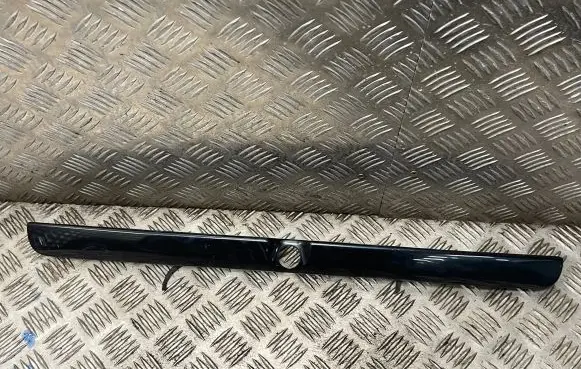 Audi A4 S4 B5 8D Number plate light 8D0943021