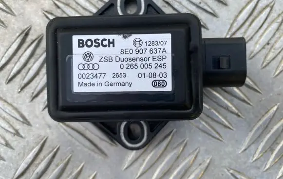 Audi A4 S4 B6 8E 8H ESP acceleration yaw rate sensor 8E0907637A 0265005245 0023477