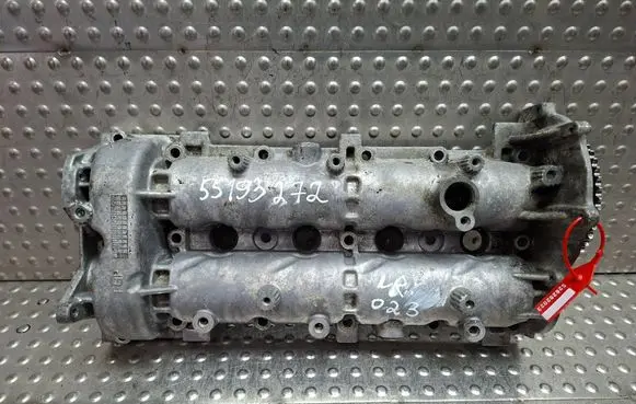 Opel Corsa C Rocker cam cover S26282023 55193272