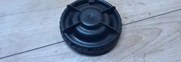 Headlight/headlamp dust cover