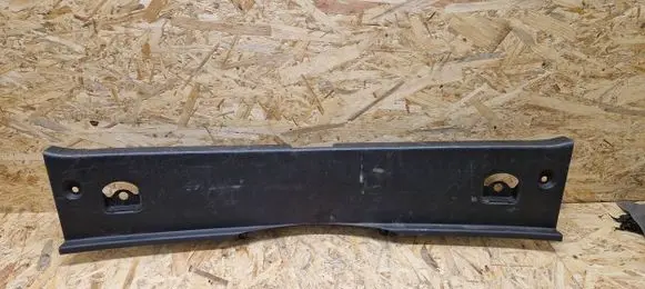 Toyota Avensis T270 Trunk/boot sill cover protection 5838705100