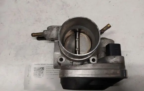 Volkswagen PASSAT B5.5 Throttle valve 06B133062L
