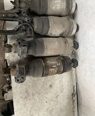Audi Q7 4L Air suspension front shock absorber 