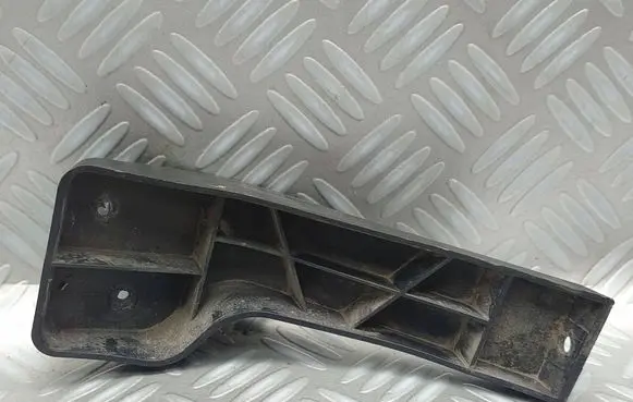 Opel Zafira C Rear bumper mounting bracket 13300747 00193235