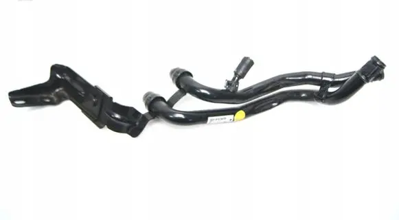Volkswagen PASSAT B8 Engine coolant pipe/hose 3Q1815097B