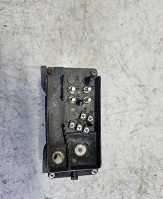 Mercedes-Benz Sprinter W901 W902 W903 W904 Glow plug pre-heat relay 0075459832