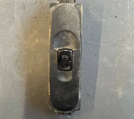 Volkswagen Crafter Electric window control switch 9065451913 Q04ZGS002 3331643