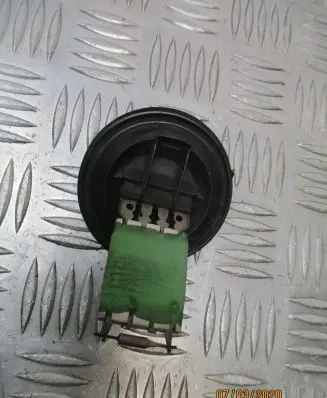 Skoda Fabia Mk1 (6Y) Heater blower fan relay 
