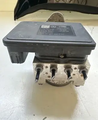 Mercedes-Benz GLC C253 ABS Pump A2539011400
