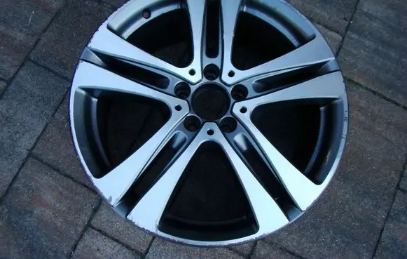 Mercedes-Benz C W205 R19 alloy rim 