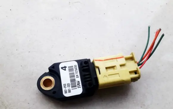 Lexus IS 220D-250-350 Airbag deployment crash/impact sensor 898310P020 89831-0P020
