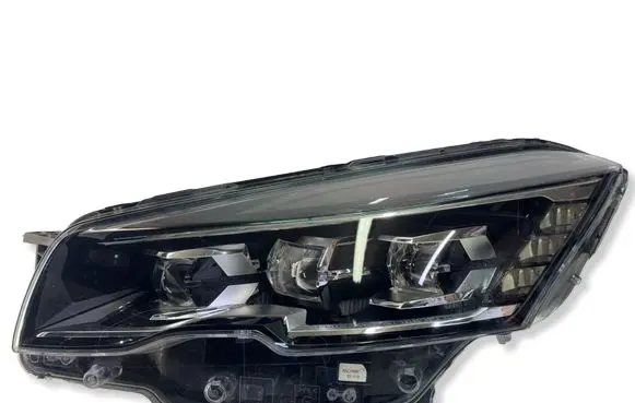 Peugeot 508 RXH Headlight/headlamp 89908678 9807241780 01XCER