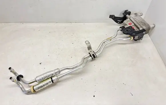 Jeep Grand Cherokee WL Gearbox / Transmission oil cooler 68379505AA
