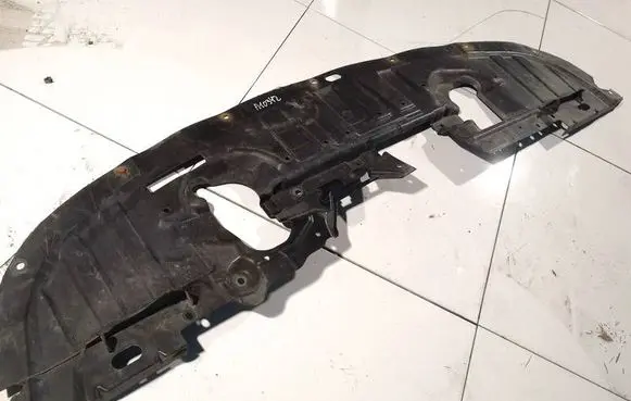 Engine splash shield/under tray