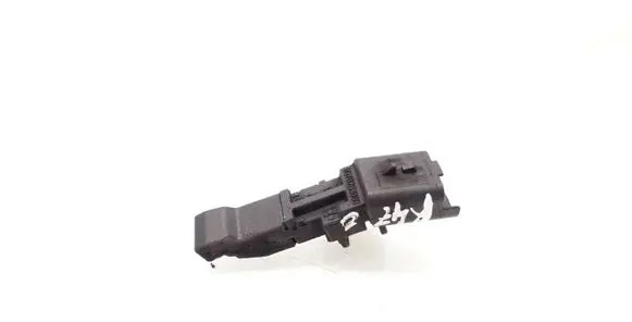 Peugeot 208 Crankshaft position sensor 9670253080