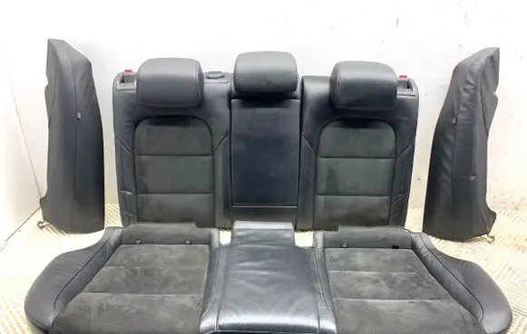 Skoda Superb B6 (3T) Second row seats 